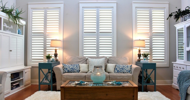 San Antonio lounge interior shutters